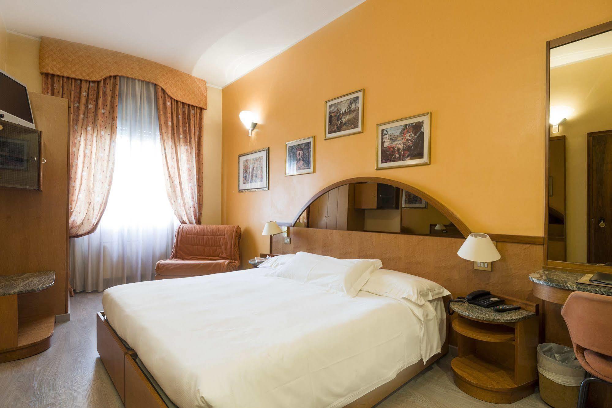 Carrobbio 4* Milan